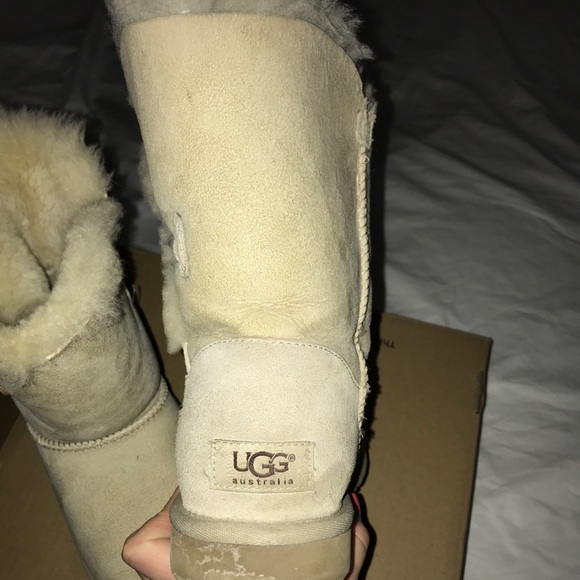 Sand Bailey Button UGGs - Picture 5 of 8